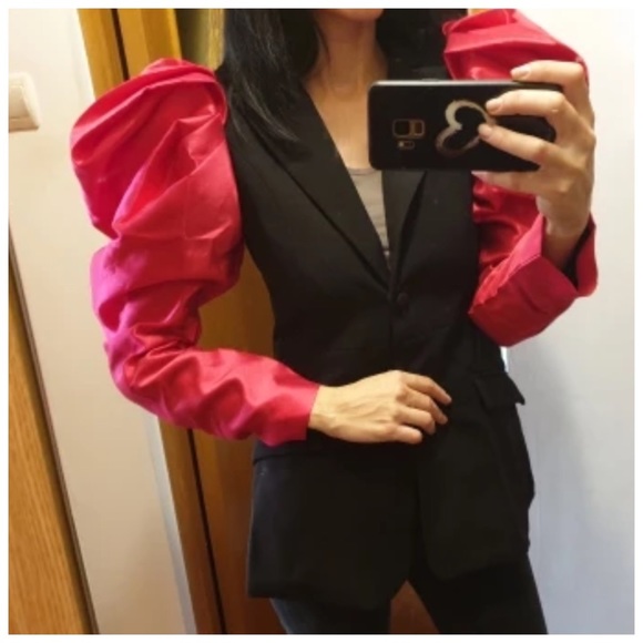 The QUYNCI Dramatic Sleeve Jacket - Picture 2 of 10
